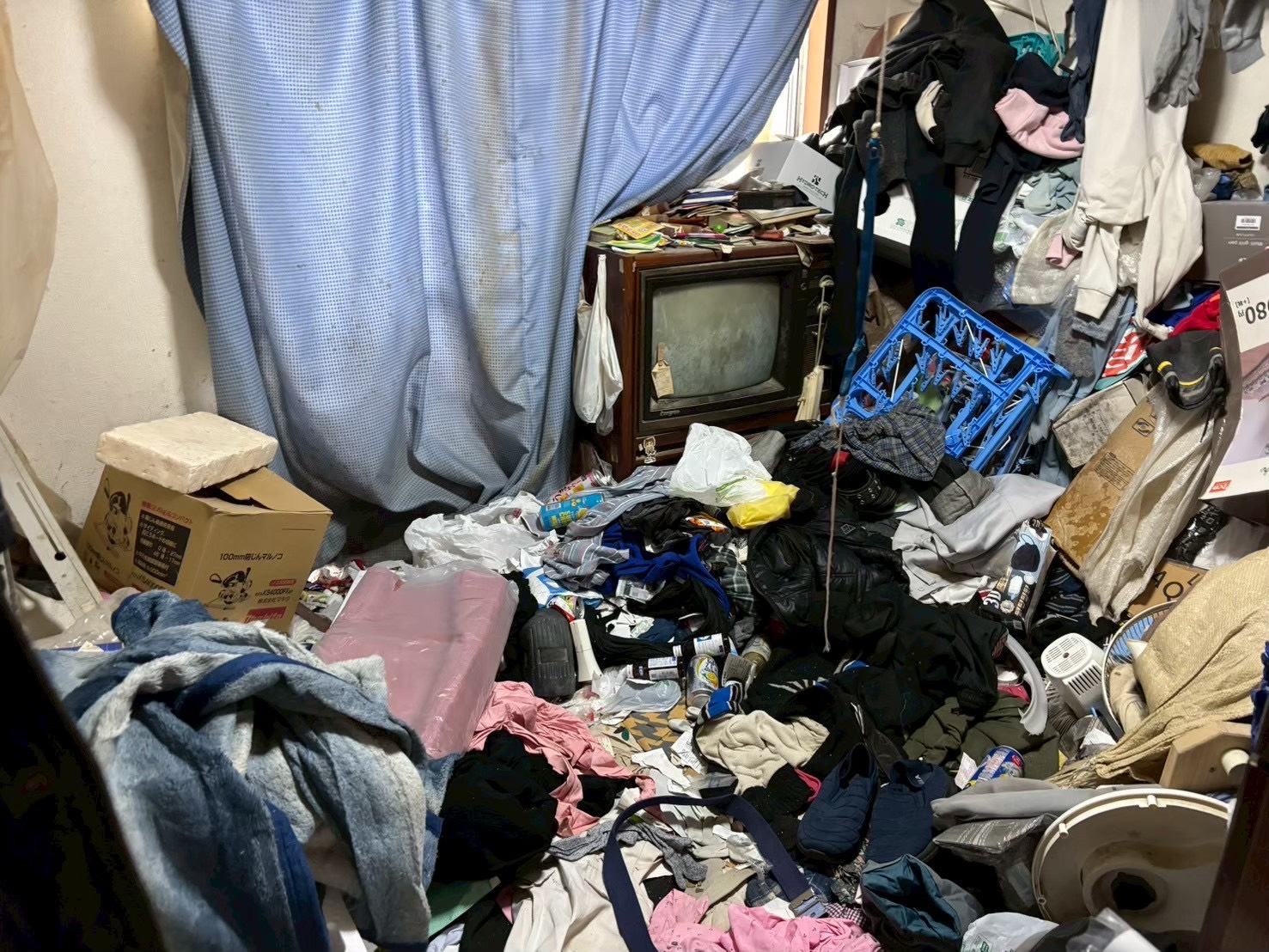 残置物撤去 現場写真1